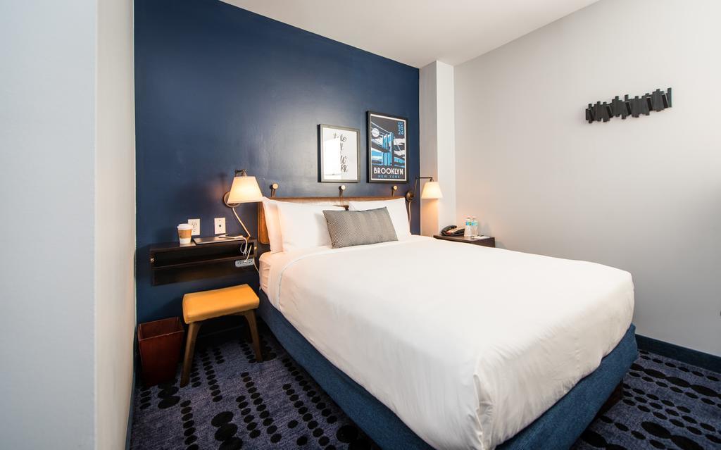 U Fifth Avenue Hotel